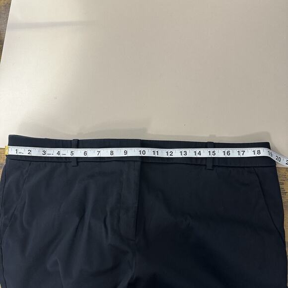 Chicos Capri Pants Womens 3P (16 P) Black Stretch Cropped Cuffs Pockets Office - Picture 10 of 13